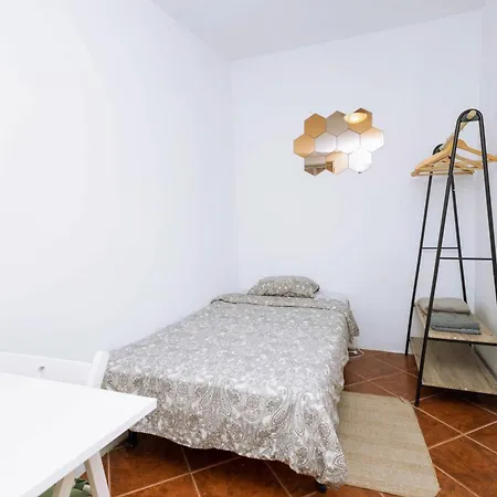 Shared With Bright Private Patio In *