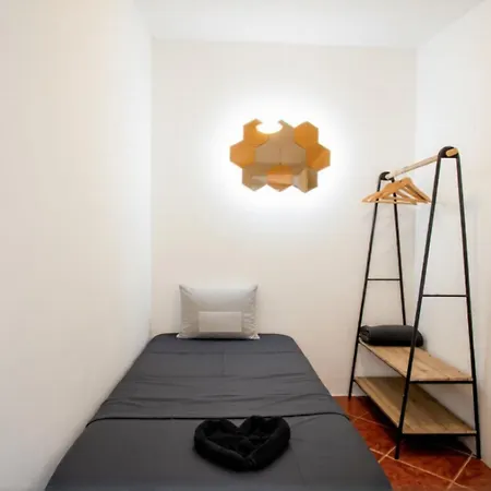 Shared With Bright Private Patio In Gasthof *