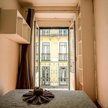 招待所 Shared With Bright Private Patio In